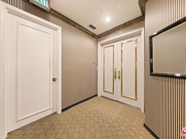 1220 Roxbury Drive 302, Los Angeles CA 90035