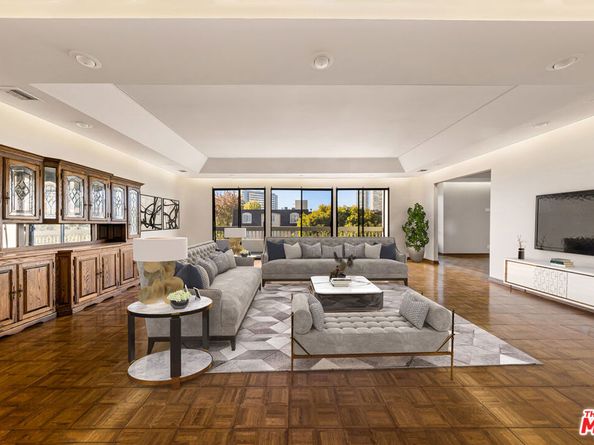 1220 Roxbury Drive 302, Los Angeles CA 90035