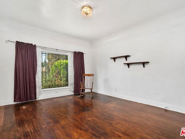 5021 Elmwood Avenue, Los Angeles CA 90004