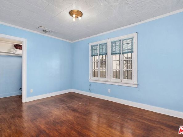 5021 Elmwood Avenue, Los Angeles CA 90004