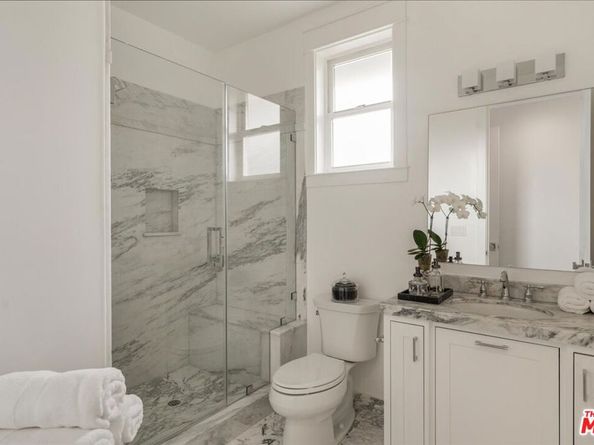 1664 Amherst Avenue, Los Angeles CA 90025