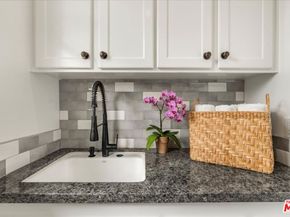 1664 Amherst Avenue, Los Angeles CA 90025