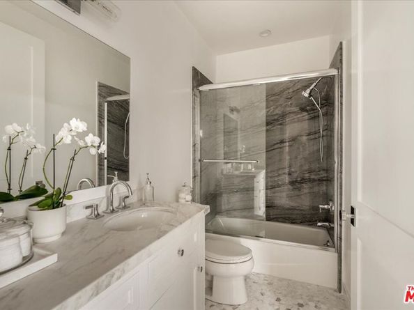 1664 Amherst Avenue, Los Angeles CA 90025