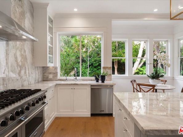 1664 Amherst Avenue, Los Angeles CA 90025