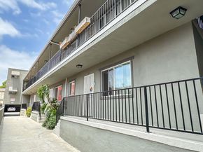 1241 N Fairfax Avenue, West Hollywood CA 90046