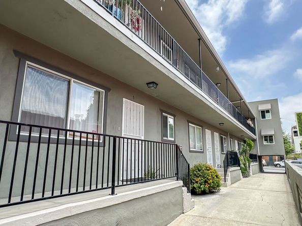 1241 N Fairfax Avenue, West Hollywood CA 90046