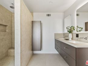 2380 Venus Drive, Los Angeles CA 90046