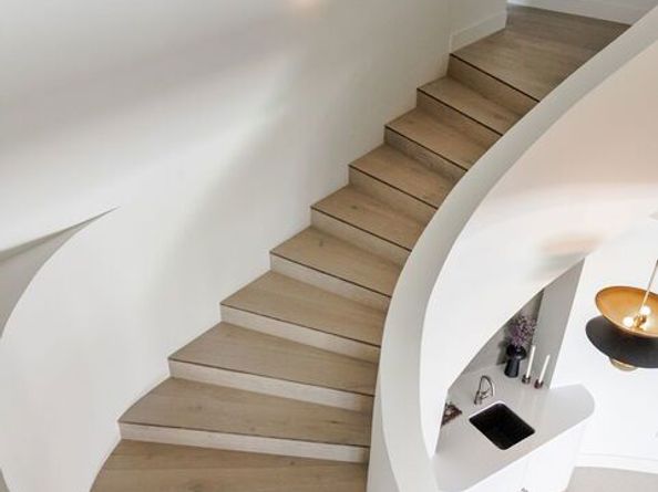 2380 Venus Drive, Los Angeles CA 90046