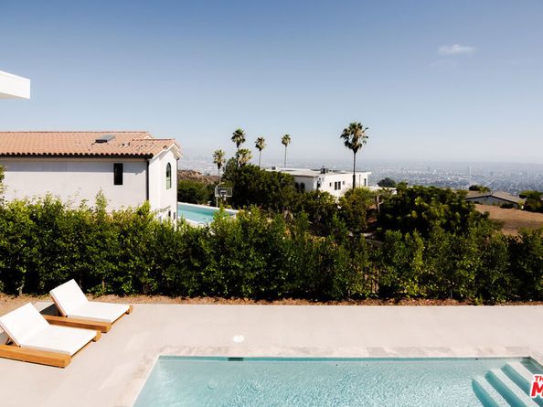 2380 Venus Drive, Los Angeles CA 90046