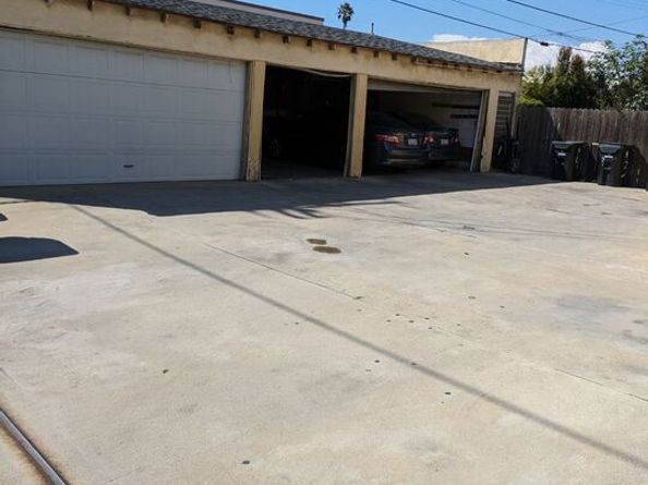 3305 W 21st Street 6, Los Angeles CA 90018