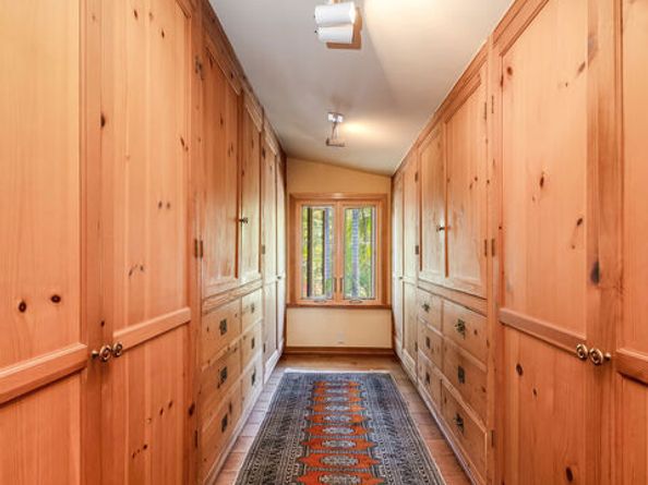 454 E Rustic Road, Santa Monica CA 90402