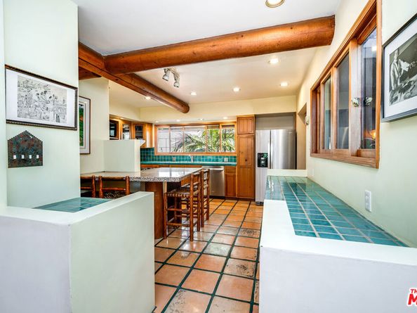 454 E Rustic Road, Santa Monica CA 90402