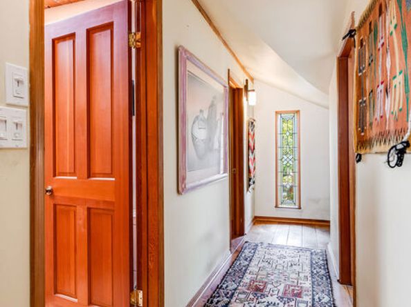 454 E Rustic Road, Santa Monica CA 90402