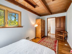 454 E Rustic Road, Santa Monica CA 90402