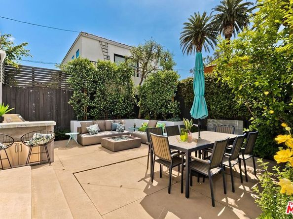 8616 Sherwood Drive, West Hollywood CA 90069