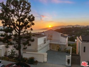 143 Ocean Avenue Ext, Santa Monica CA 90402