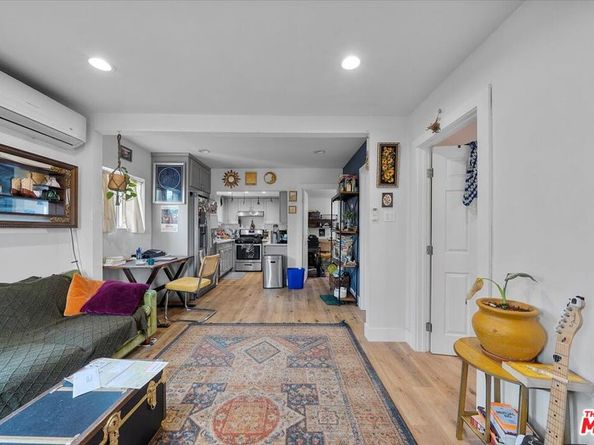 2664 Loosmore Street, Los Angeles CA 90065