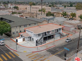 1901 W Florence Avenue