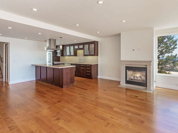 23914 De Ville Way D, Malibu CA 90265