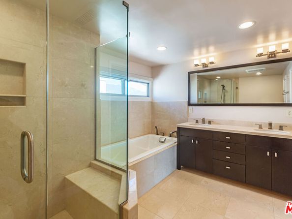 23914 De Ville Way D, Malibu CA 90265