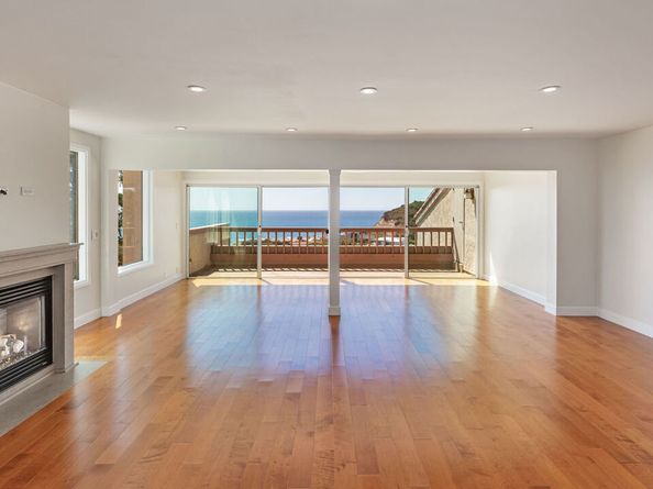 23914 De Ville Way D, Malibu CA 90265