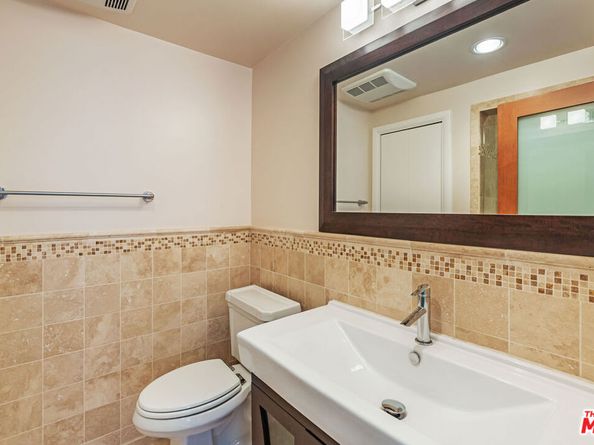 23914 De Ville Way D, Malibu CA 90265