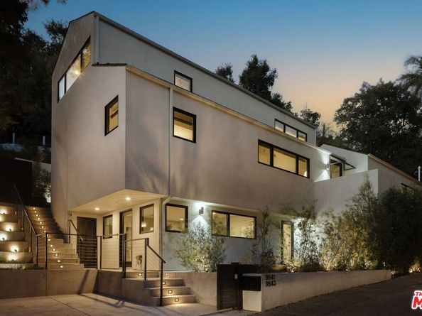 9843 Yoakum Drive, Beverly Hills CA 90210