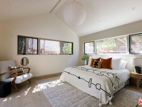 9843 Yoakum Drive, Beverly Hills CA 90210