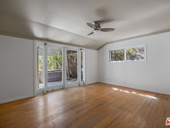 3445 Beverly Glen Boulevard, Sherman Oaks CA 91423