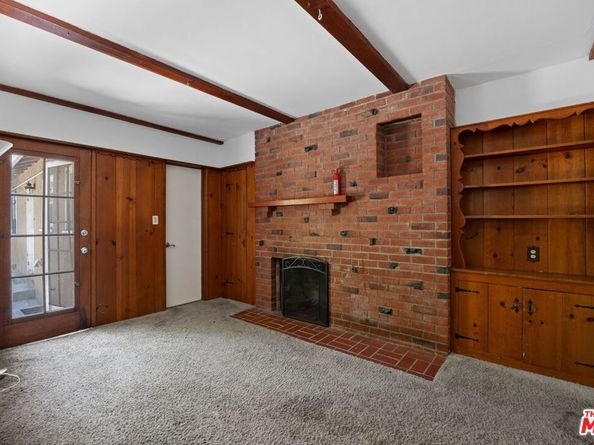 3445 Beverly Glen Boulevard, Sherman Oaks CA 91423