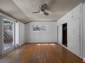 3445 Beverly Glen Boulevard, Sherman Oaks CA 91423