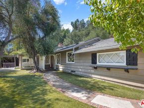 3445 Beverly Glen Boulevard, Sherman Oaks CA 91423