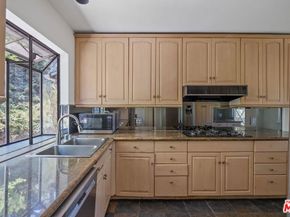 3445 Beverly Glen Boulevard, Sherman Oaks CA 91423