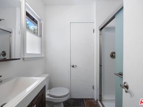 3445 Beverly Glen Boulevard, Sherman Oaks CA 91423