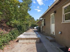 3445 Beverly Glen Boulevard, Sherman Oaks CA 91423