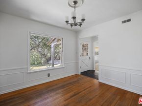 3445 Beverly Glen Boulevard, Sherman Oaks CA 91423