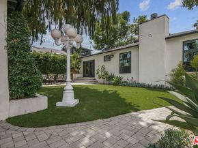 8000 Westlawn Avenue, Los Angeles CA 90045