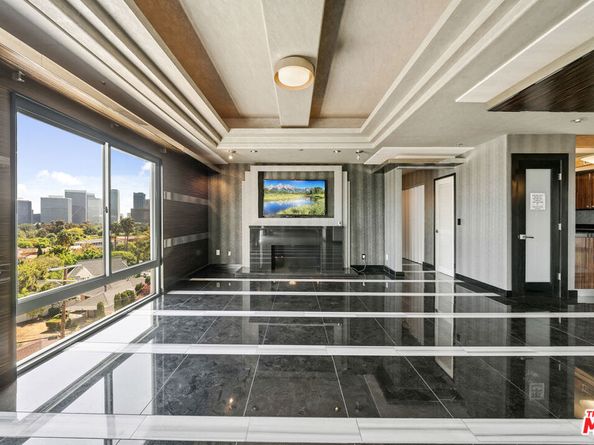 10336 Wilshire Boulevard 703, Los Angeles CA 90024