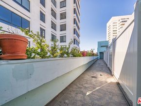 10336 Wilshire Boulevard 703, Los Angeles CA 90024