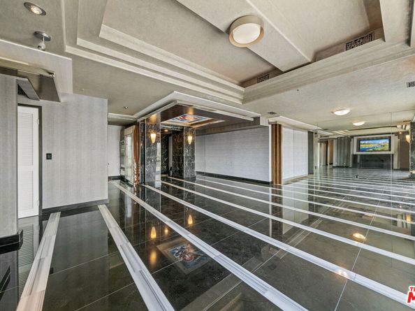 10336 Wilshire Boulevard 703, Los Angeles CA 90024