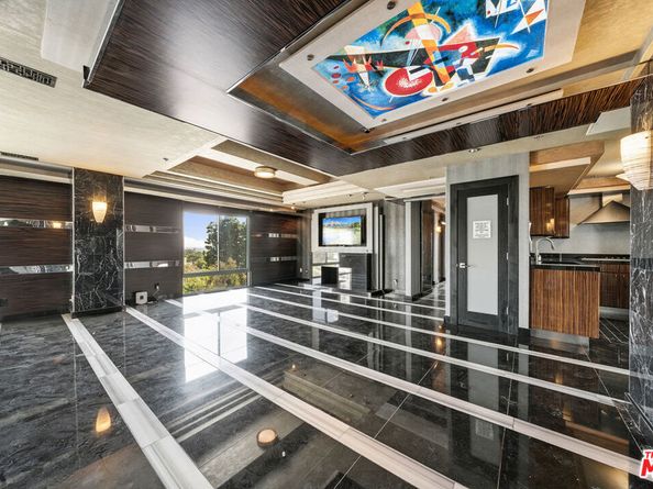 10336 Wilshire Boulevard 703, Los Angeles CA 90024