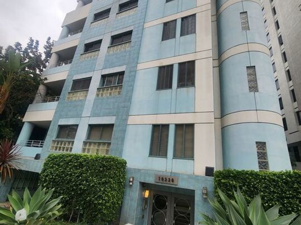 10336 Wilshire Boulevard 703, Los Angeles CA 90024