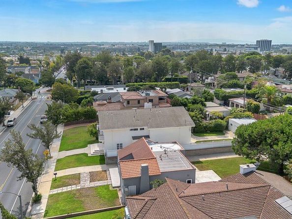 928 26th Street, Santa Monica CA 90403