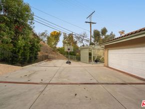 2447 Norwalk Avenue, Los Angeles CA 90041