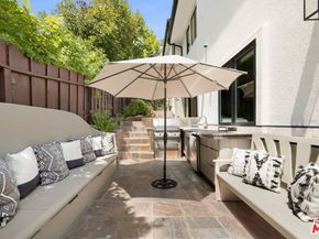 16820 Oak View Drive, Encino CA 91436