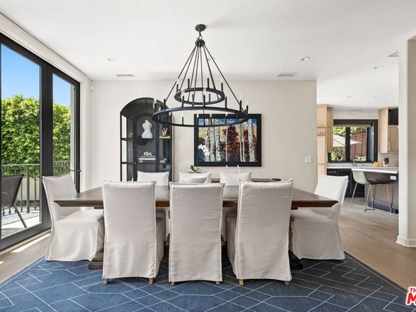 16820 Oak View Drive, Encino CA 91436