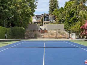 16820 Oak View Drive, Encino CA 91436