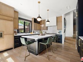 16820 Oak View Drive, Encino CA 91436