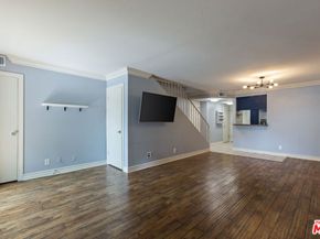 15215 Magnolia Boulevard 131, Sherman Oaks CA 91403