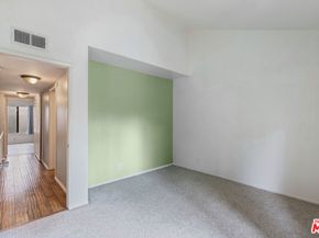 15215 Magnolia Boulevard 131, Sherman Oaks CA 91403